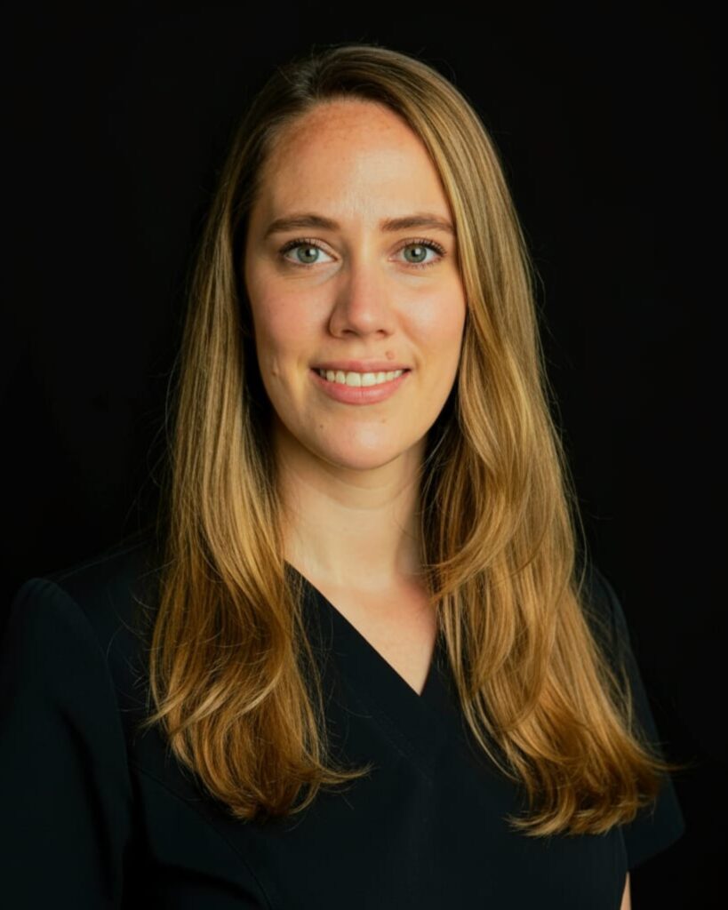 Dra. Renata Corsini